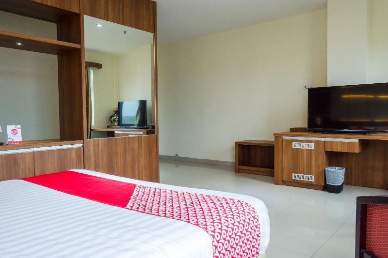 โรงแรมอาเวียรี Batam ภายนอก รูปภาพ