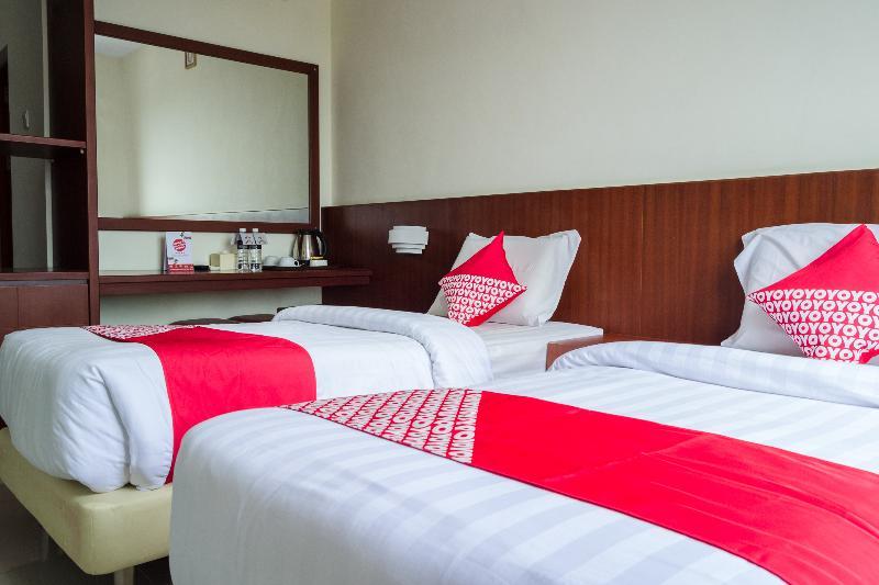 โรงแรมอาเวียรี Batam ภายนอก รูปภาพ